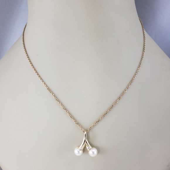 14 Karat Yellow Gold Pearl and Diamond Pendant #18661 - Picture 6 of 7